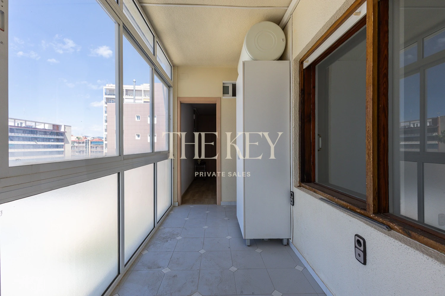 Apartamento Primera Línea Gandia Lujo: 240m² y Vistas al Mar | The Key