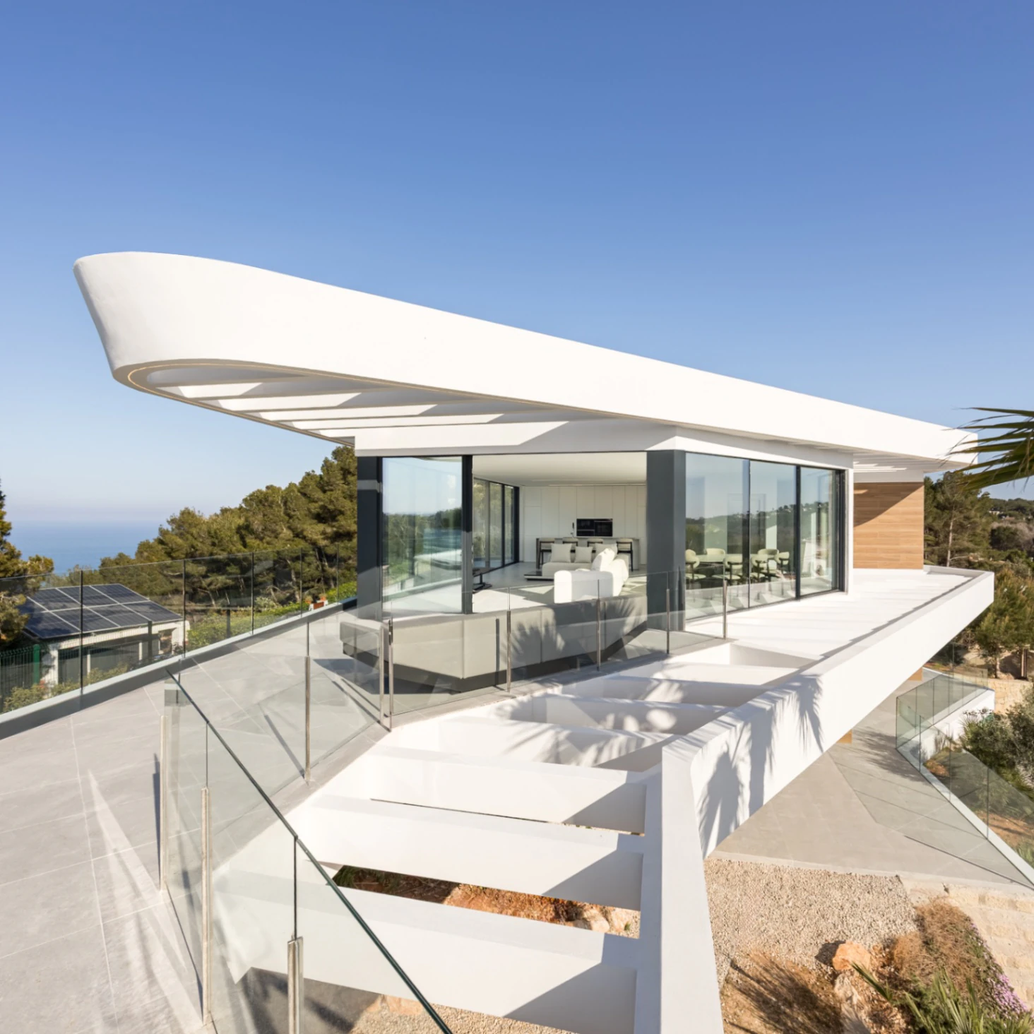 Villa de lujo vanguardista con vistas al mar en Jávea