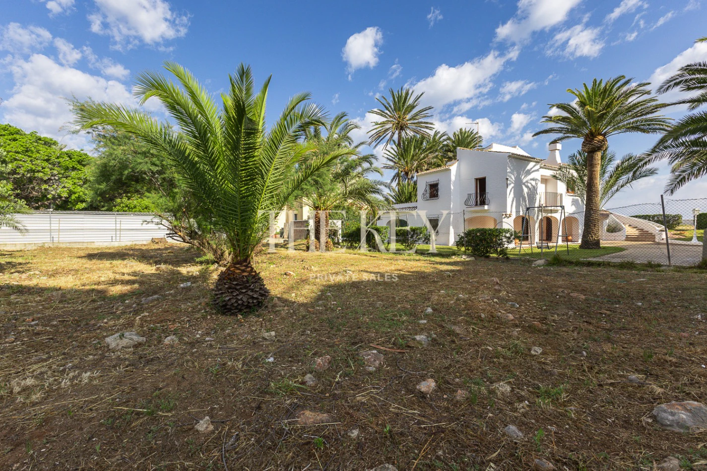 Villa de Lujo en Primera Línea en Dénia con salida directa al Mar | The Key