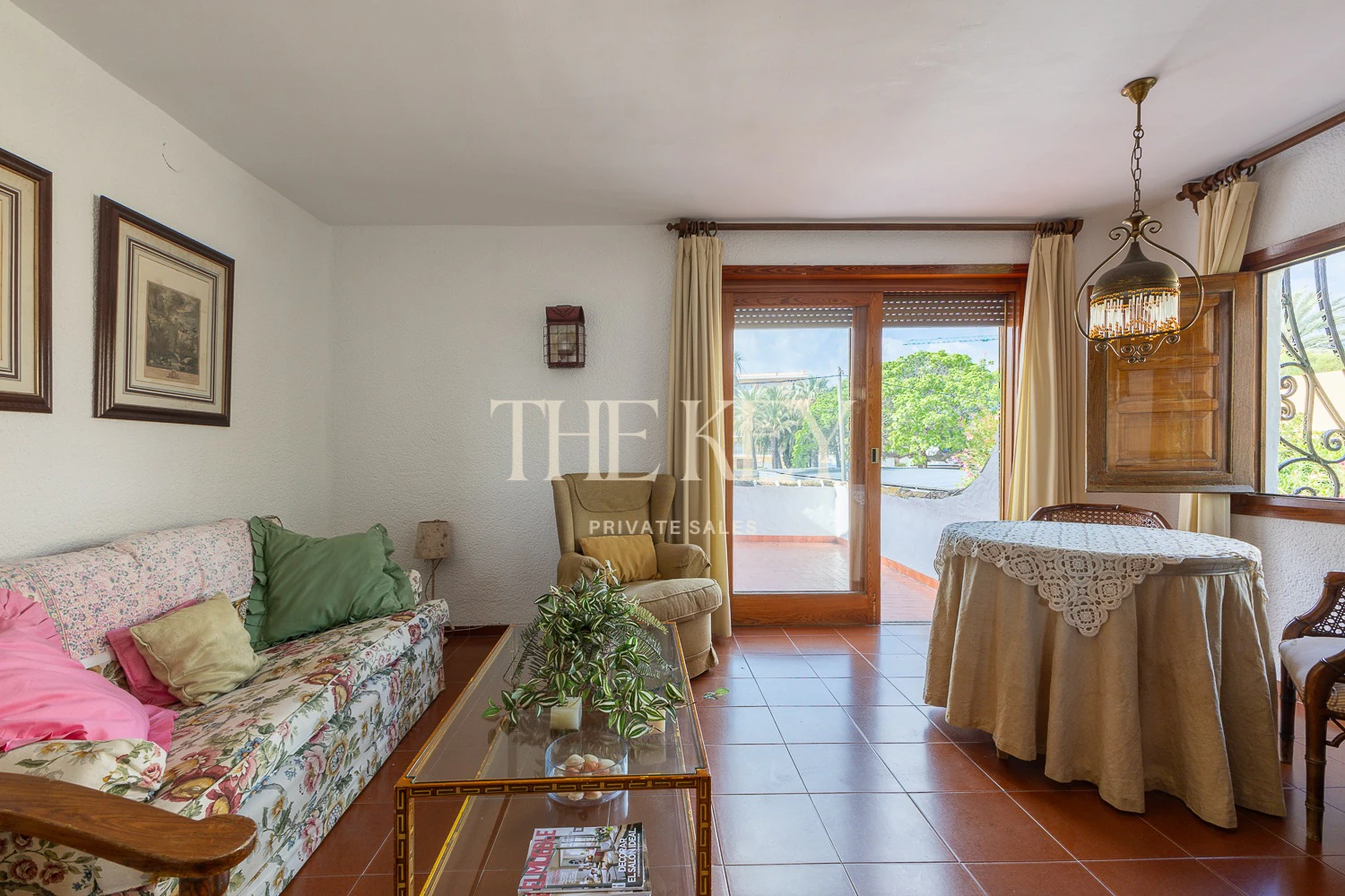 Villa de Lujo en Primera Línea en Dénia con salida directa al Mar | The Key