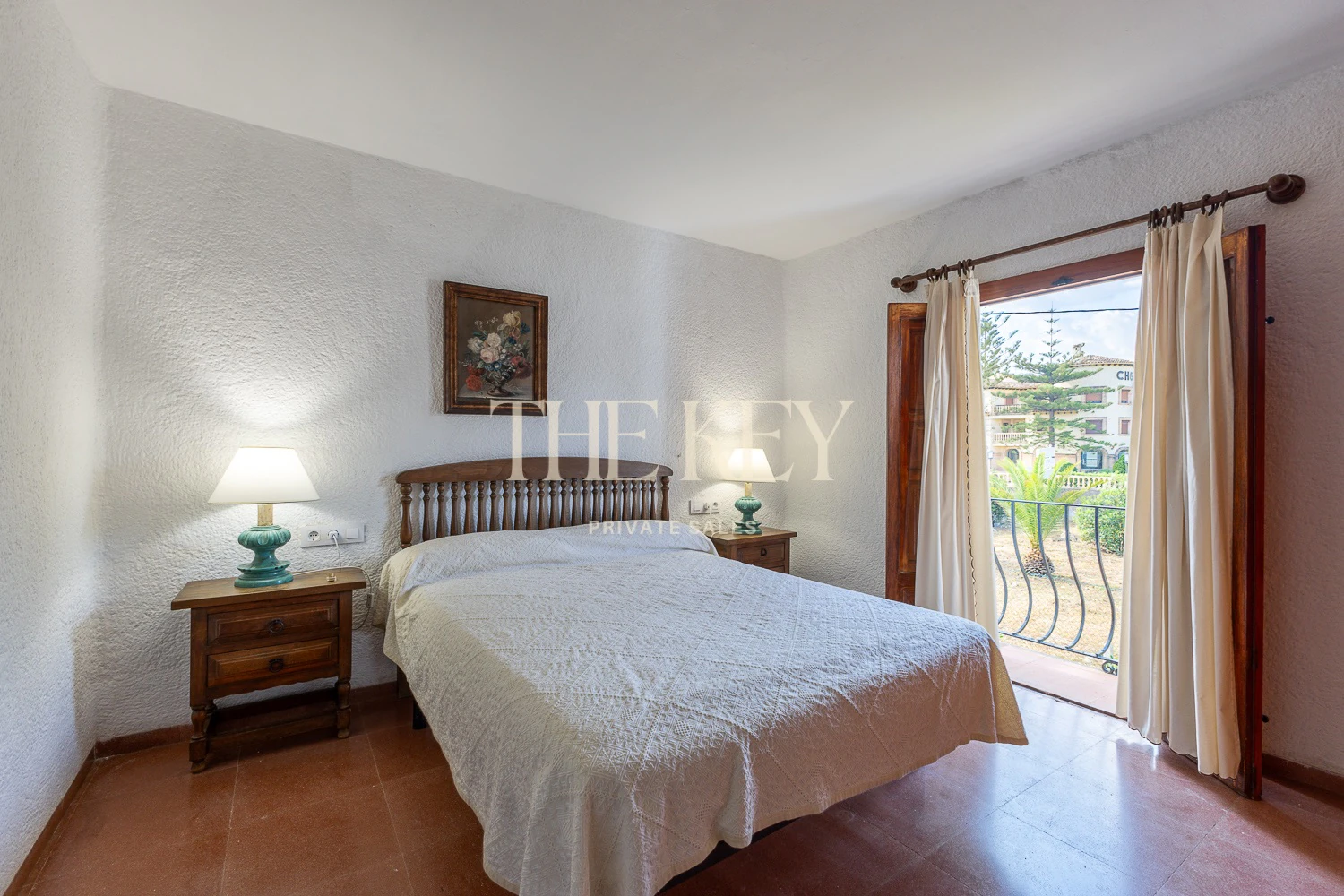 Villa de Lujo en Primera Línea en Dénia con salida directa al Mar | The Key