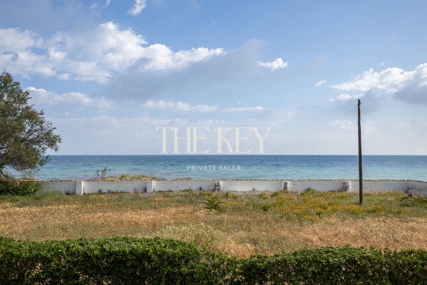 Villa de Lujo en Primera Línea en Dénia con salida directa al Mar | The Key