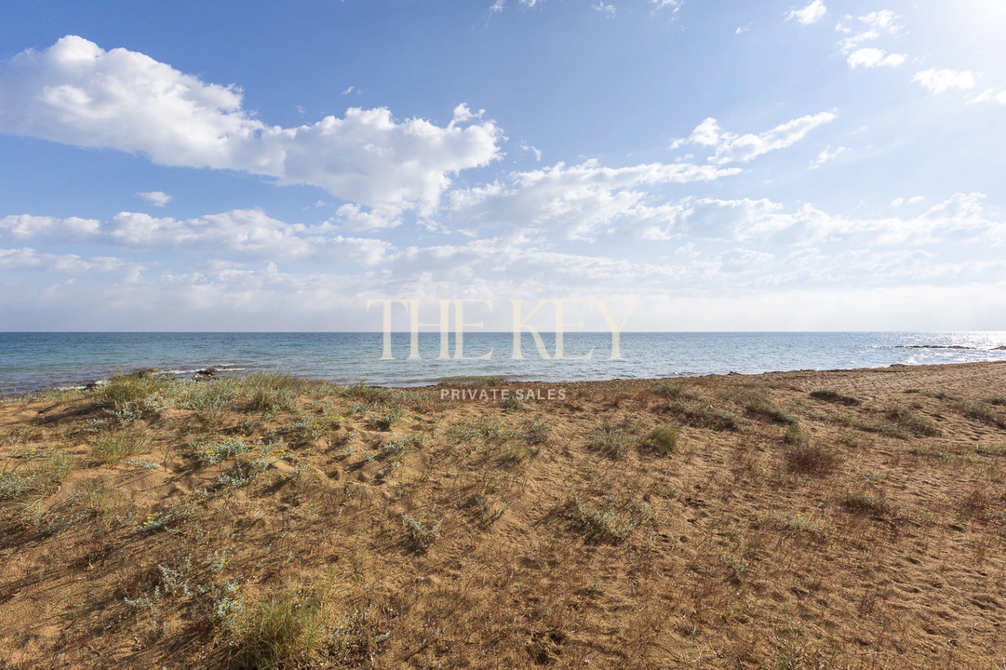 Villa de Lujo en Primera Línea en Dénia con salida directa al Mar | The Key