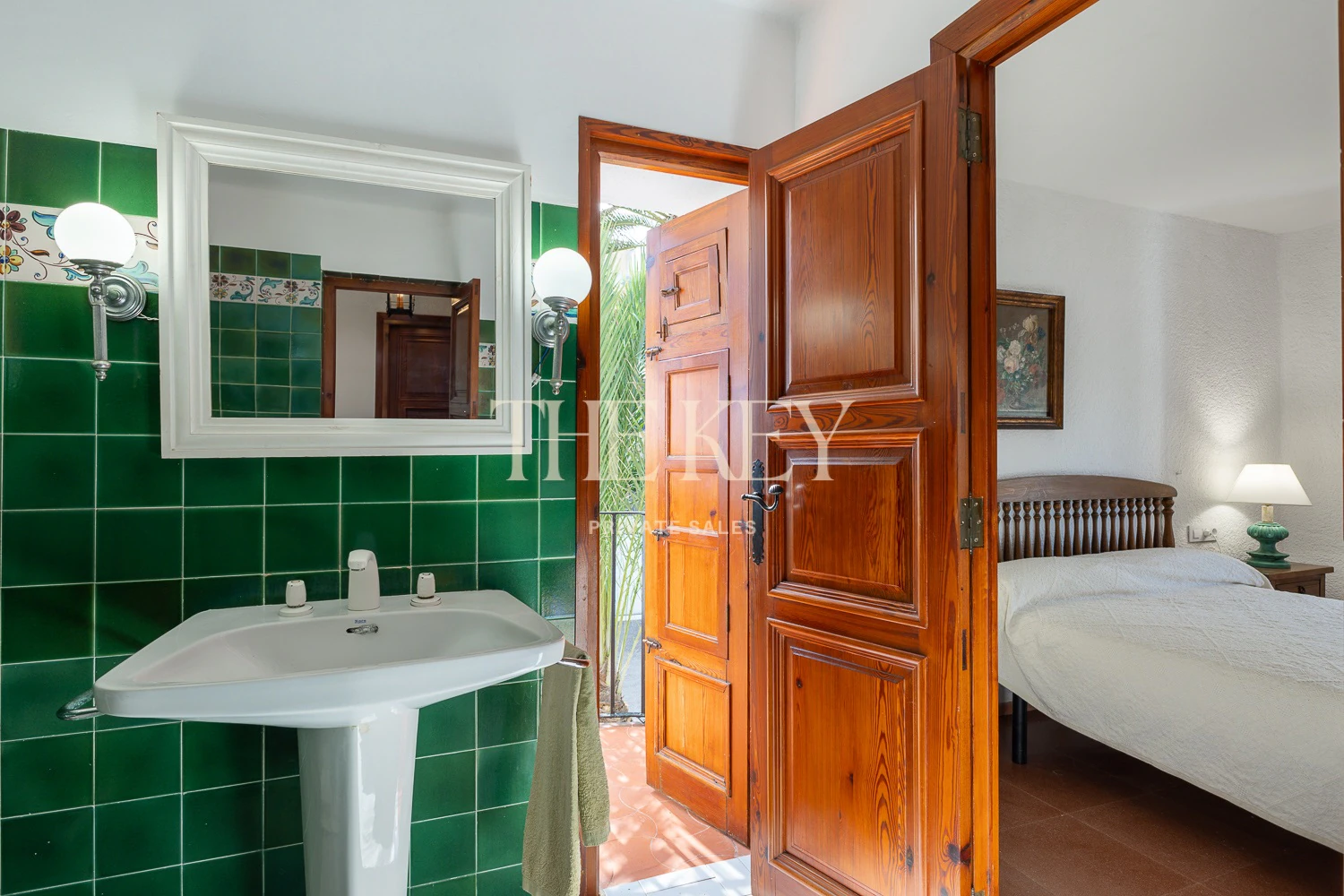 Villa de Lujo en Primera Línea en Dénia con salida directa al Mar | The Key