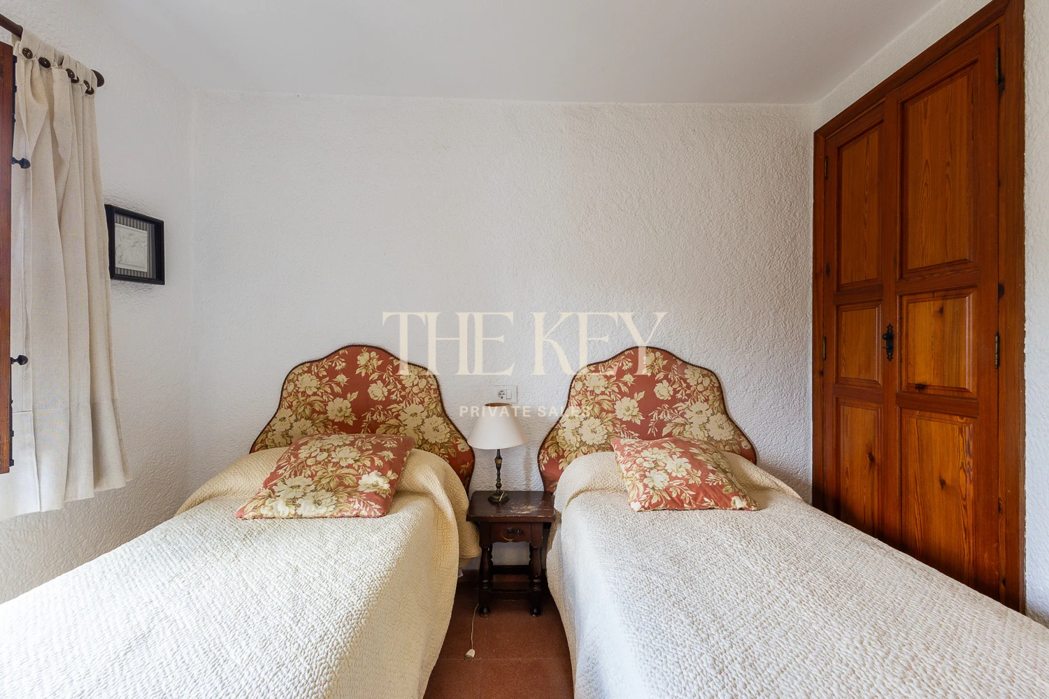 Villa de Lujo en Primera Línea en Dénia con salida directa al Mar | The Key