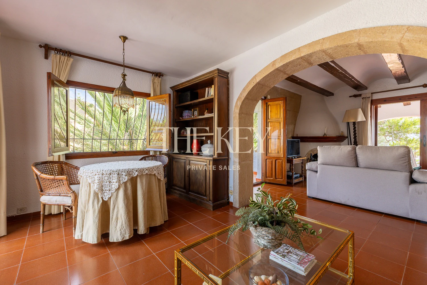 Villa de Lujo en Primera Línea en Dénia con salida directa al Mar | The Key