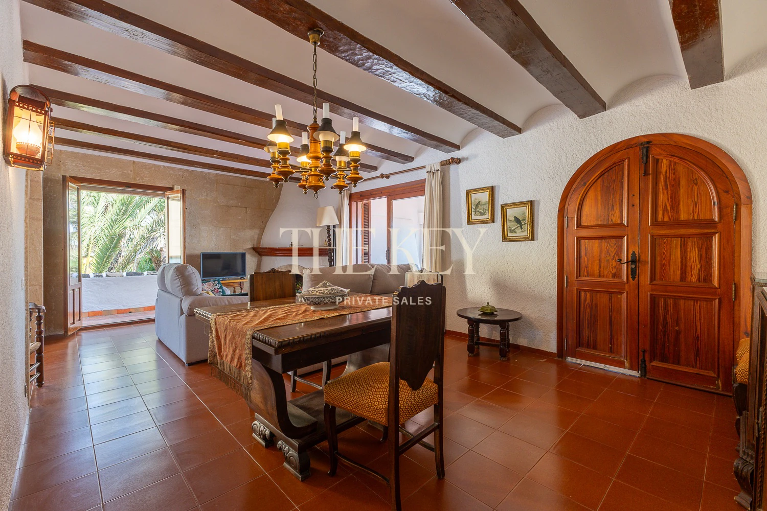 Villa de Lujo en Primera Línea en Dénia con salida directa al Mar | The Key