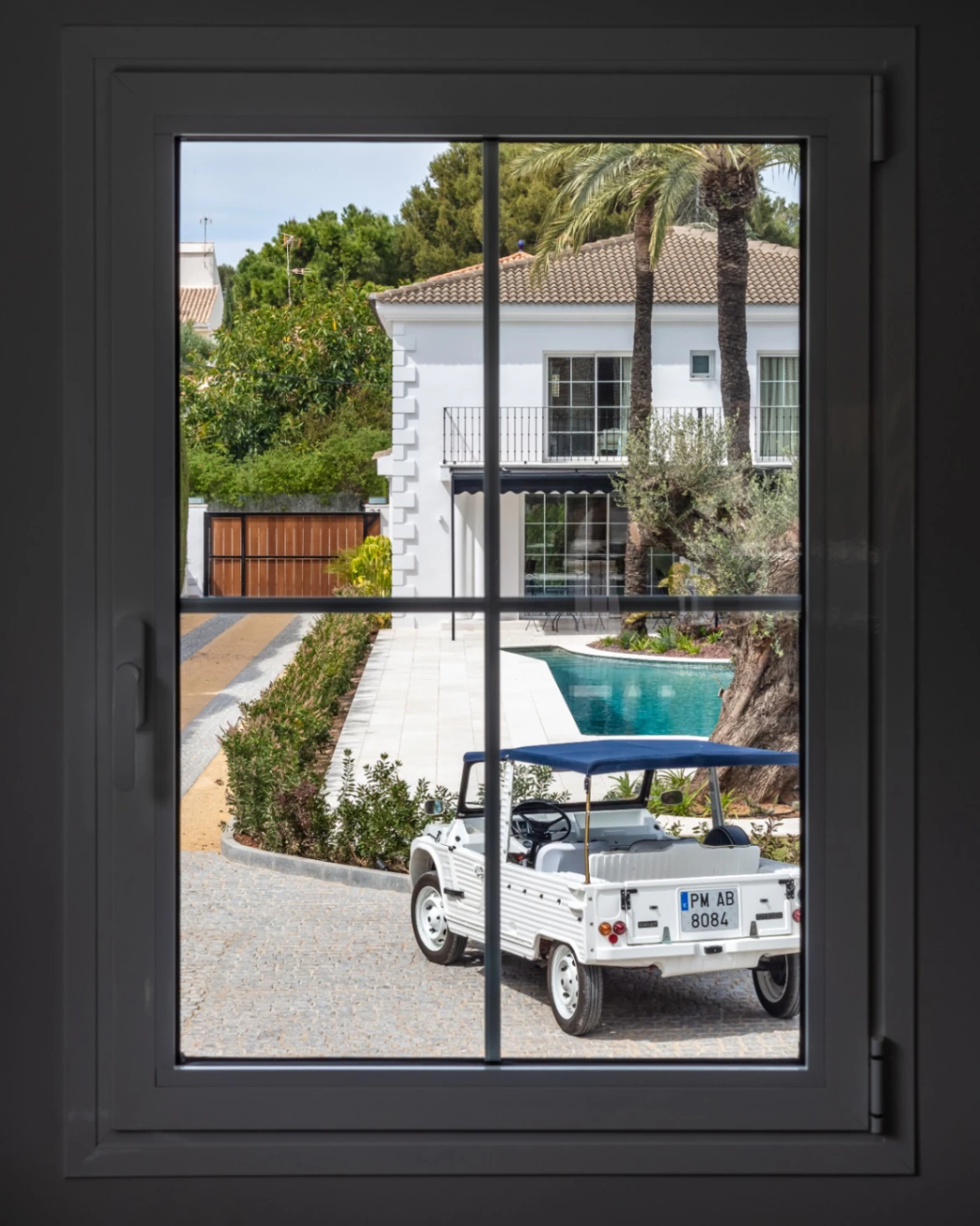 Chalet de lujo en Denia con 10 dormitorios y 10 baños a la venta