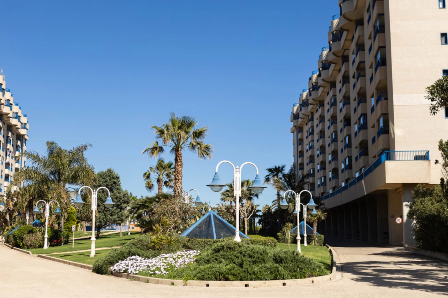 Apartamento de Lujo en La Patacona con Vistas al Mar | The Key