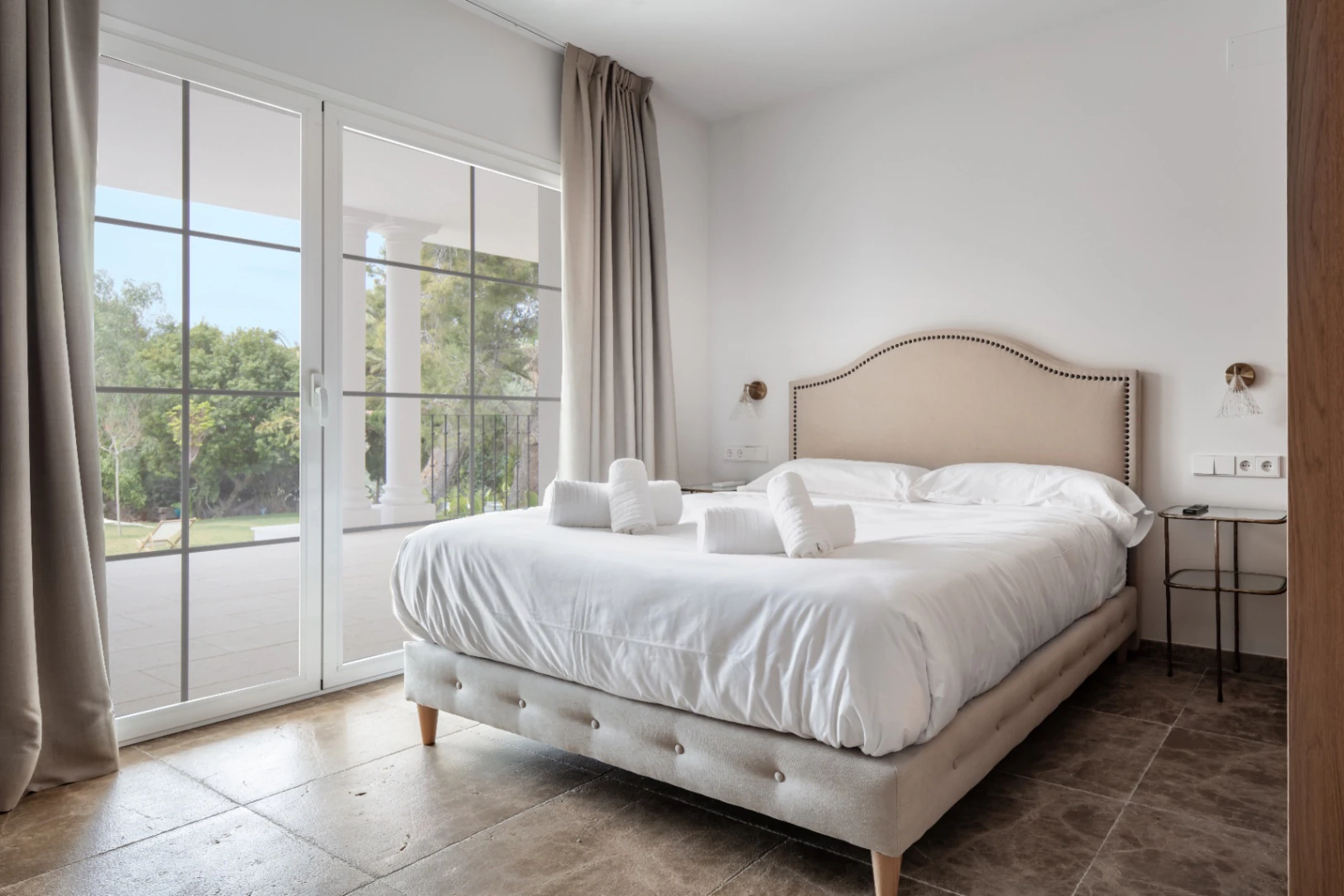 Chalet de lujo en Denia con 10 dormitorios y 10 baños a la venta