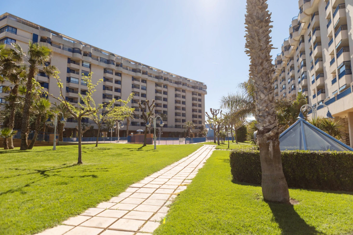 Apartamento de Lujo en La Patacona con Vistas al Mar | The Key