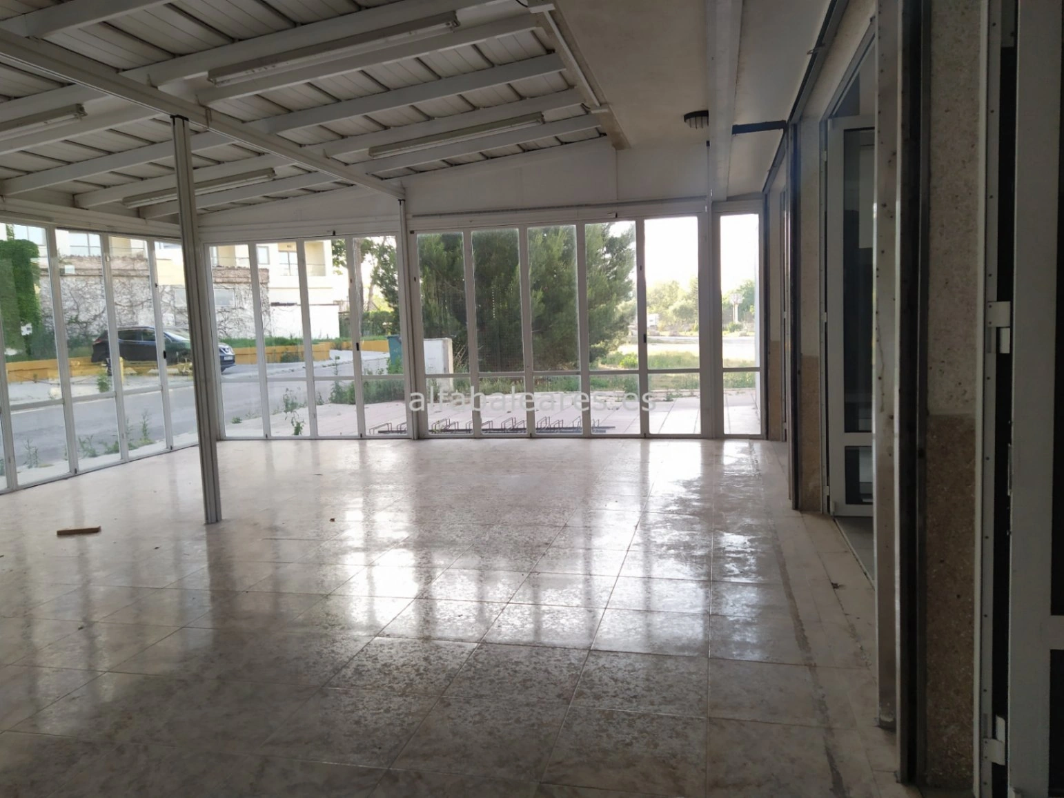 Local comercial en alquiler a largo plazo en Puerto de Alcudia