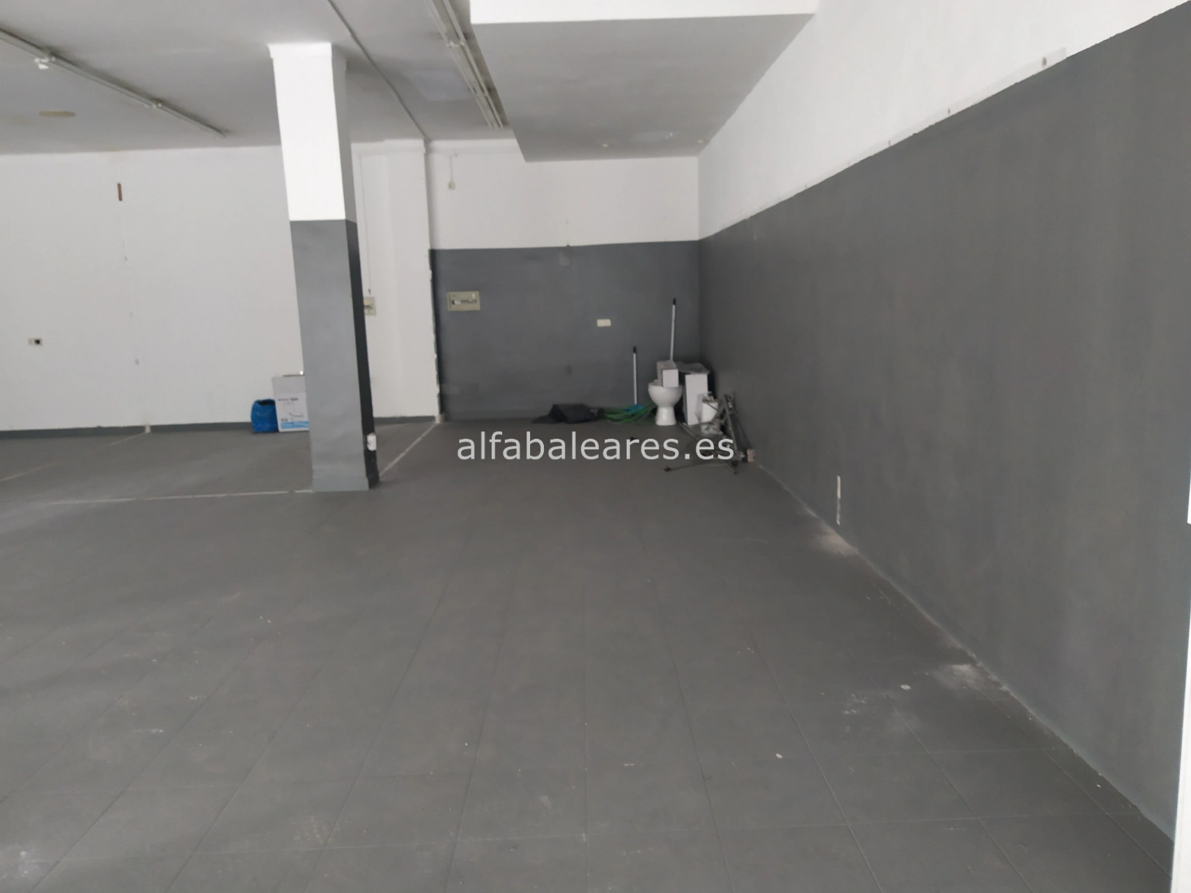 Local comercial en alquiler a largo plazo en Puerto de Alcudia