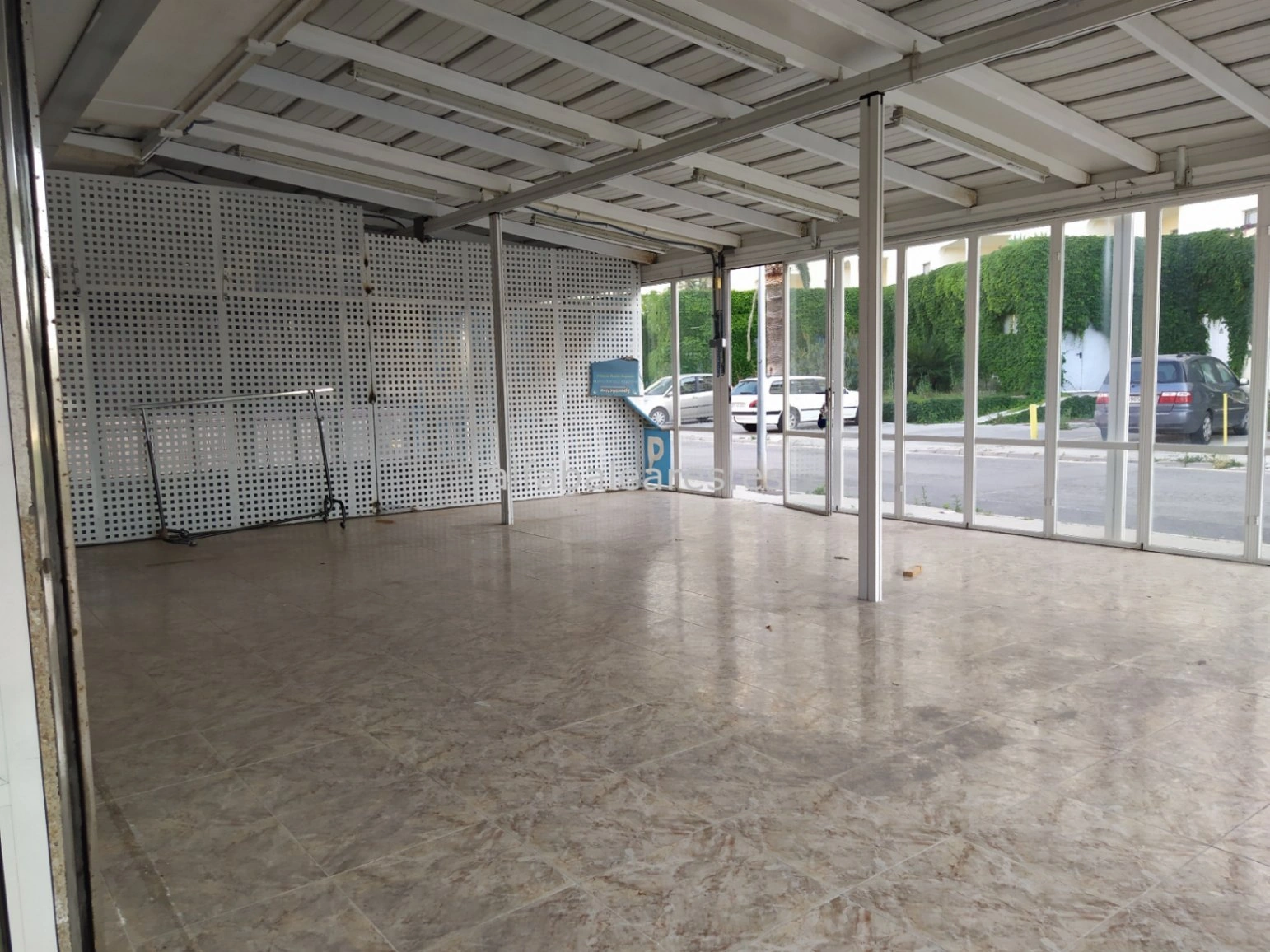 Local comercial en alquiler a largo plazo en Puerto de Alcudia