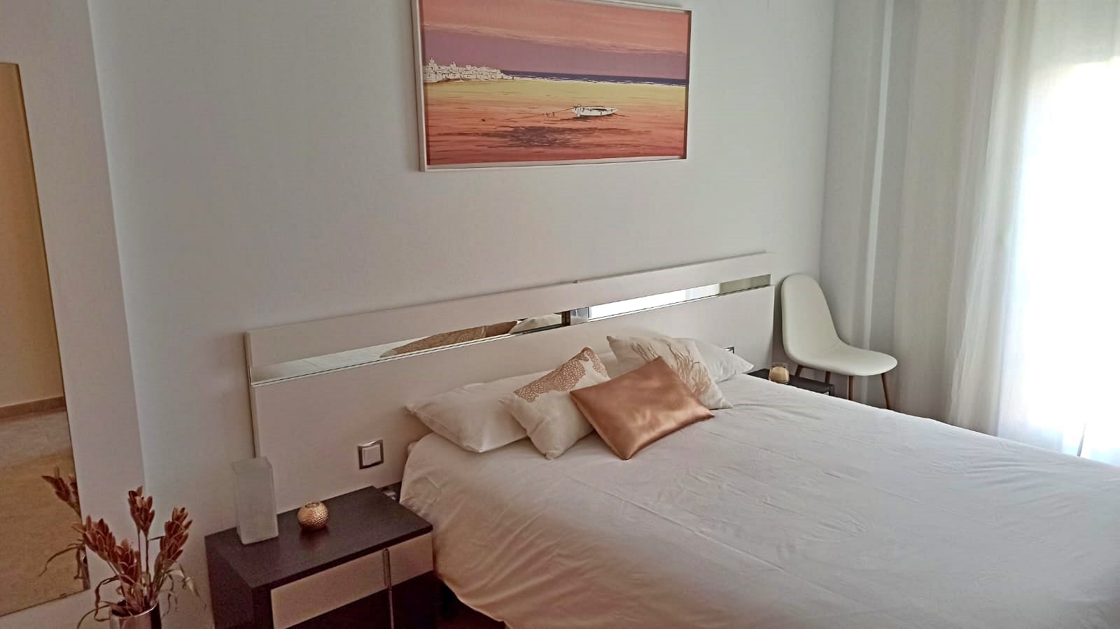 Estupenda casa adosada con piscina comunitaria