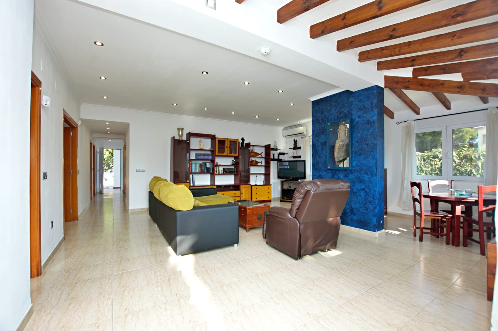 Villa espaciosa a 700M de la playa