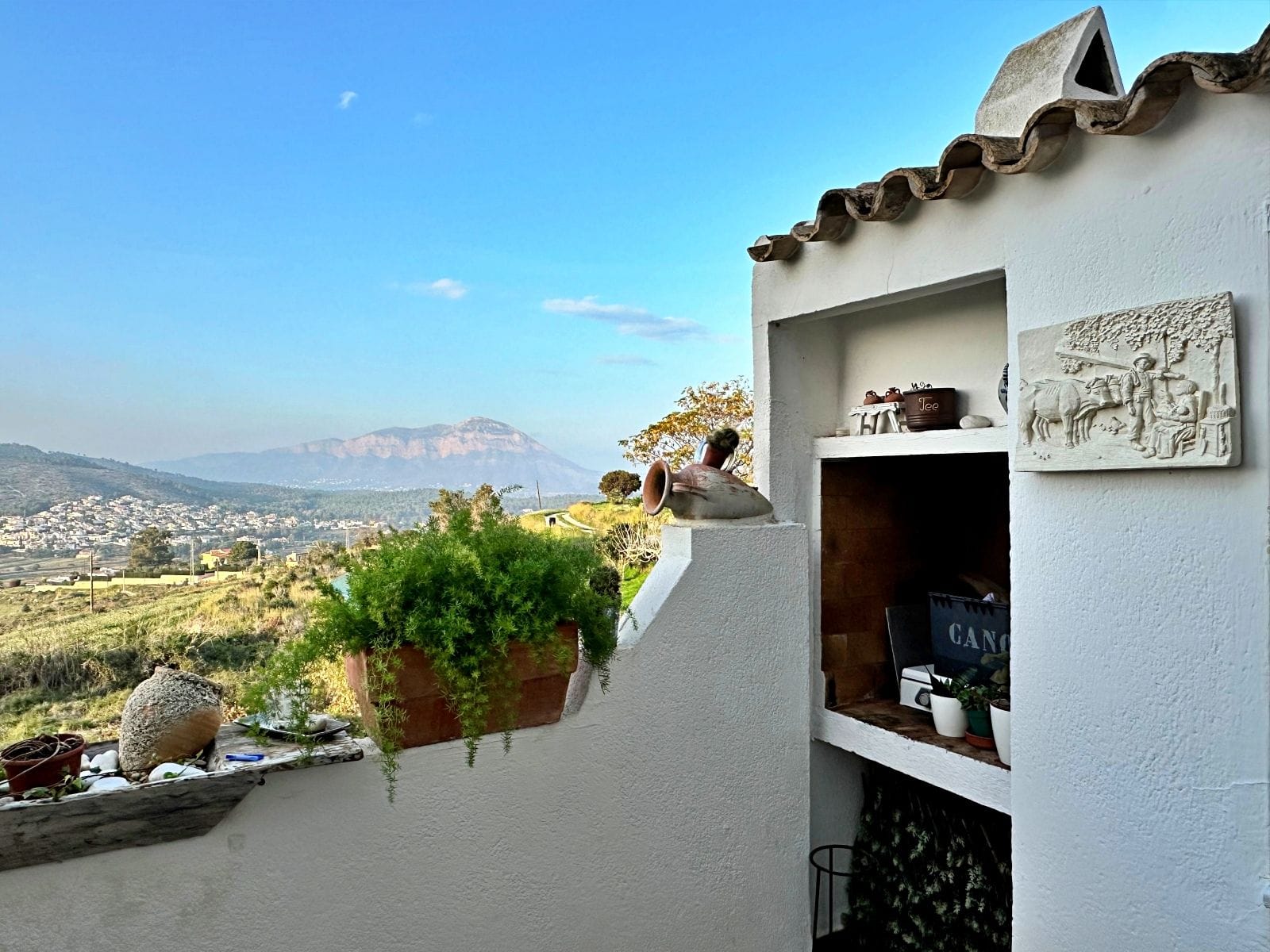 Espaciosa casa de pueblo con garaje interno