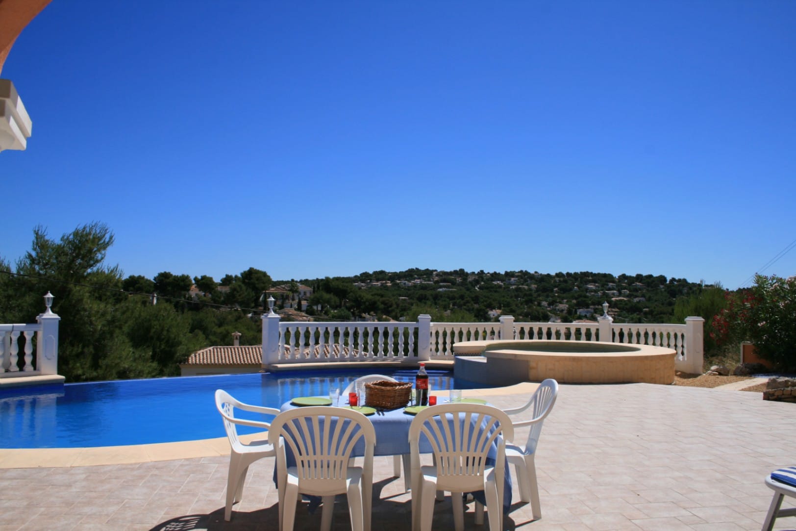En venta: Lujosa villa tradicional en Jávea