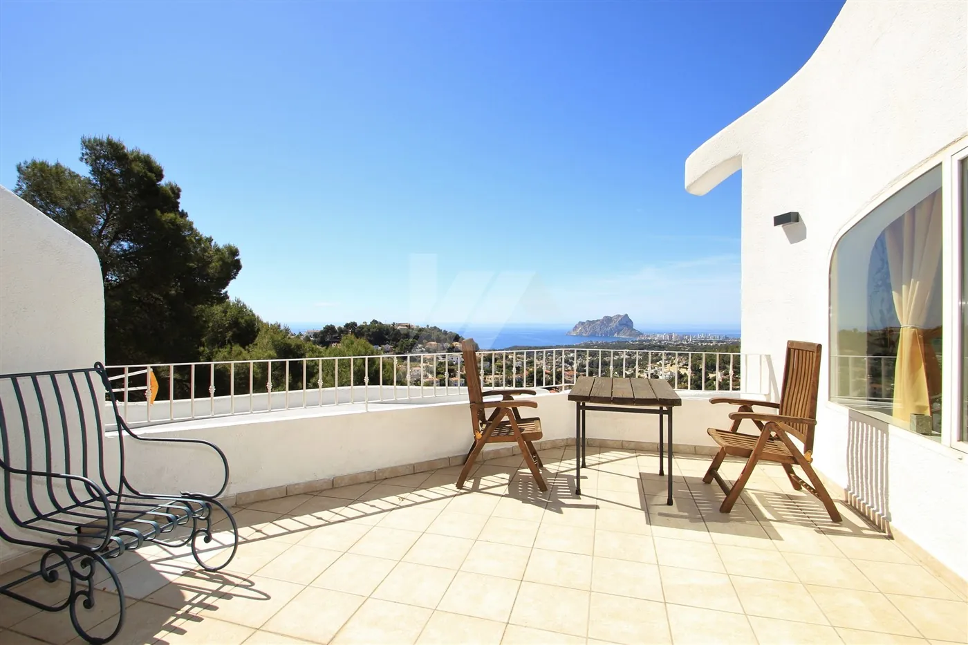Villa con vistas al mar en venta en Benissa, Costa Blanca.