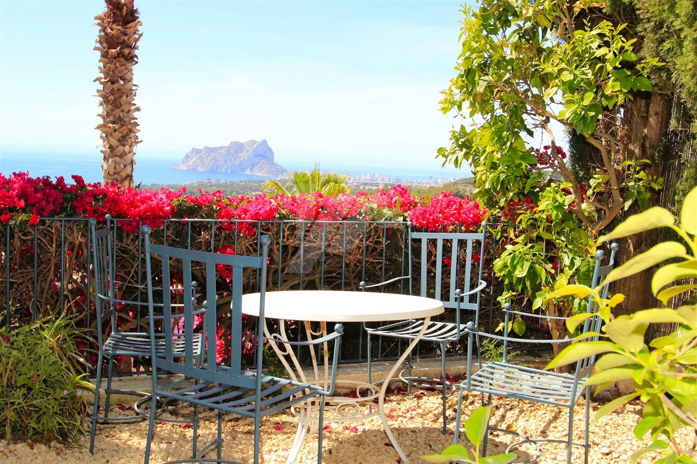 Villa con vistas al mar en venta en Benissa, Costa Blanca.
