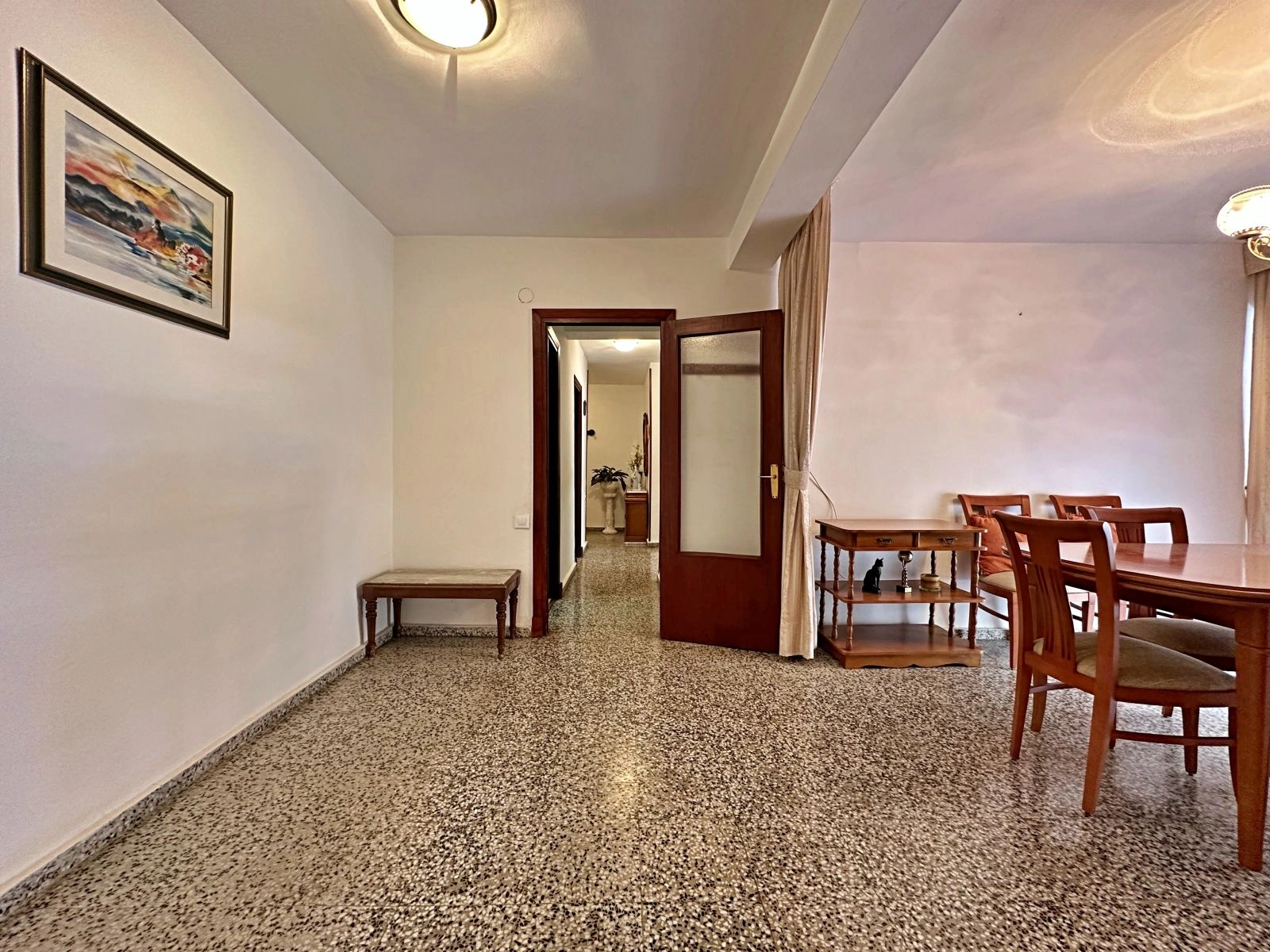 Amplio apartamento a poca distancia del centro y del puerto