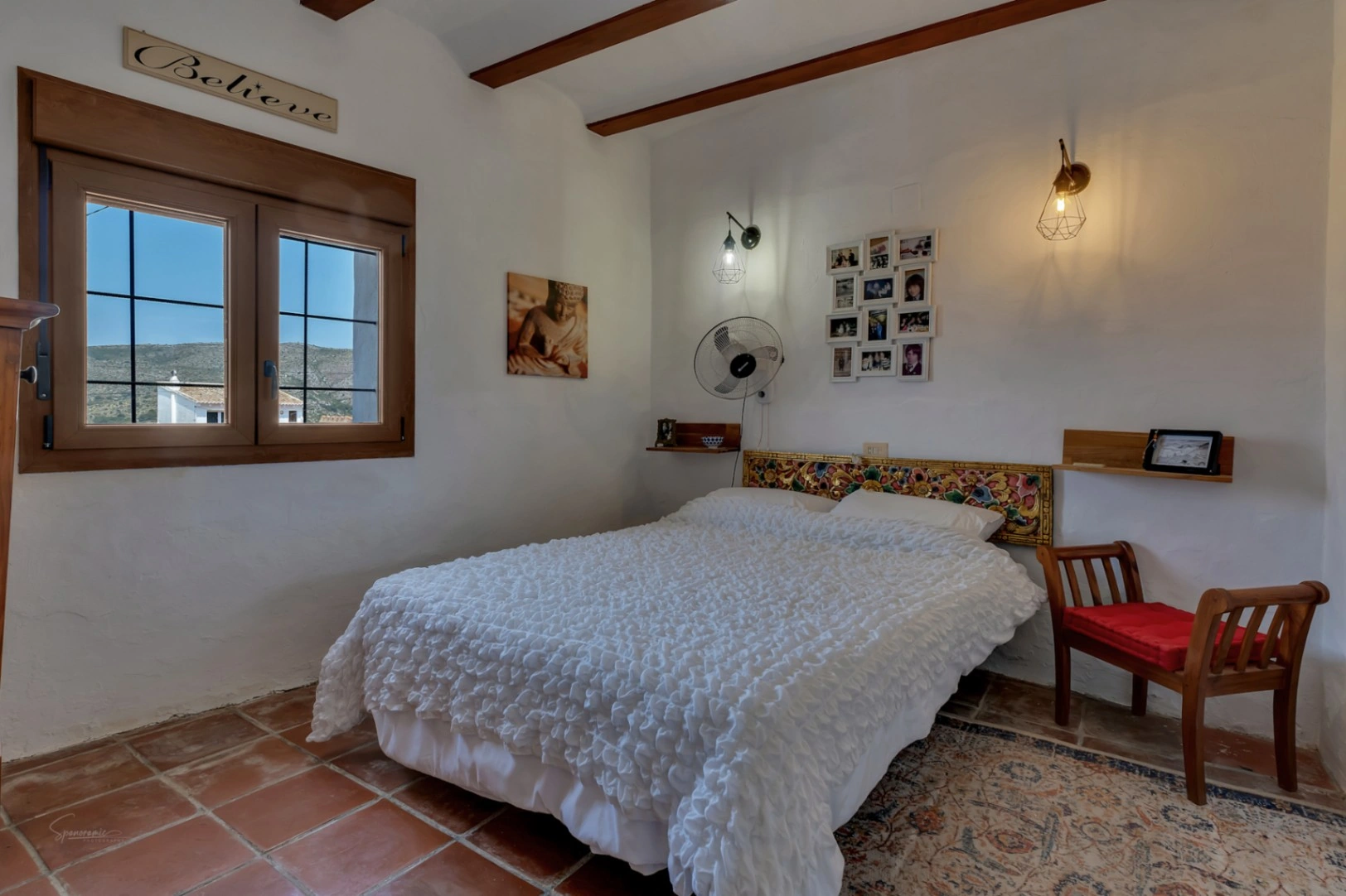 Encantadora Finca de 4 Habitaciones en Ubicación Tranquila Cerca del Centro de Teulada