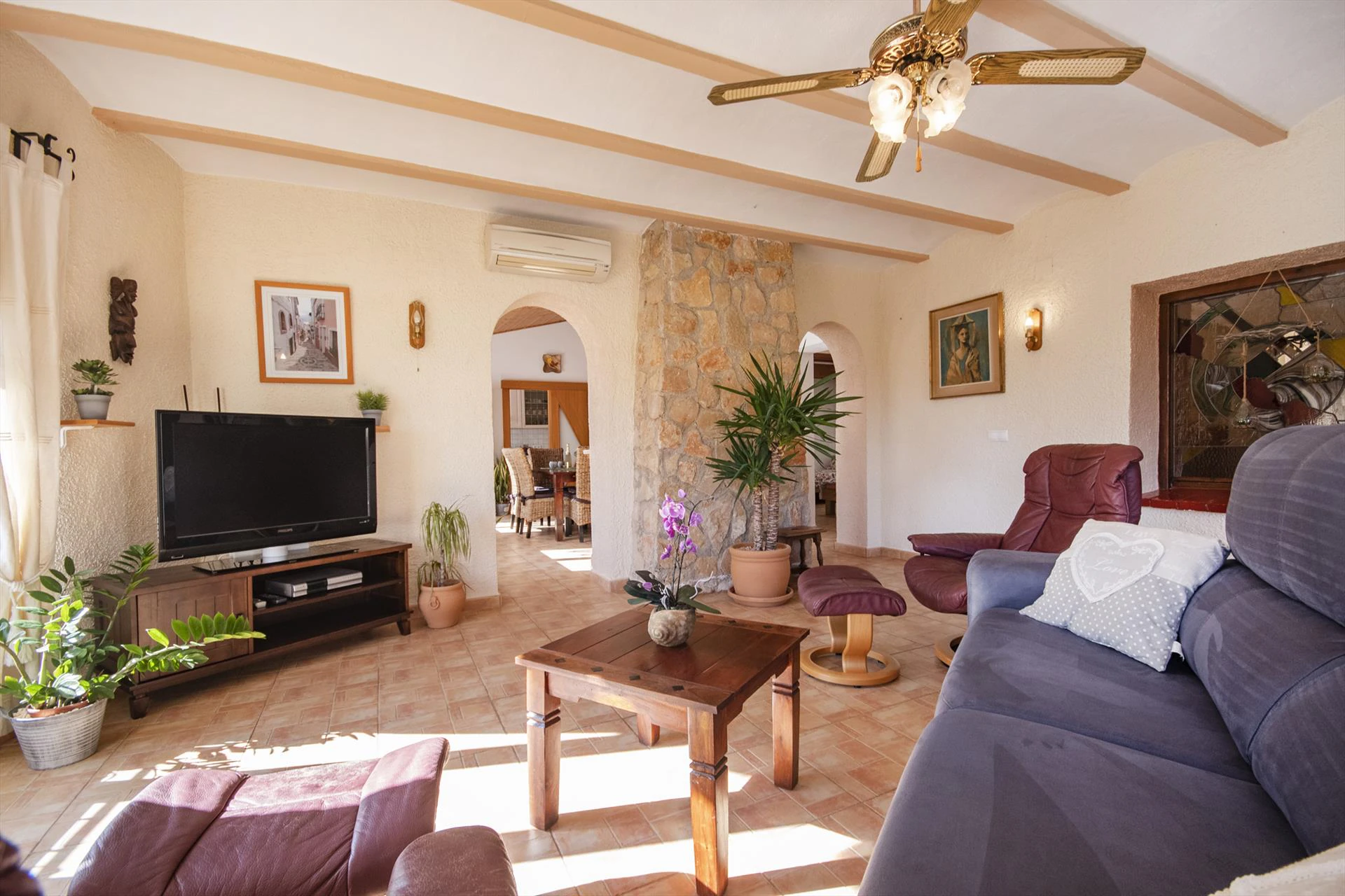Villa Chalet Independiente en venta con 3 habitaciones en Benissa