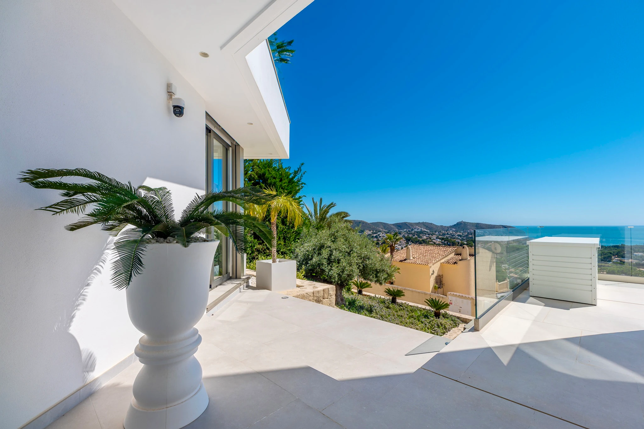 Excepcional Villa de Lujo en Moraira – Donde el Diseño, la Tecnología y las Vistas al Mar se Unen