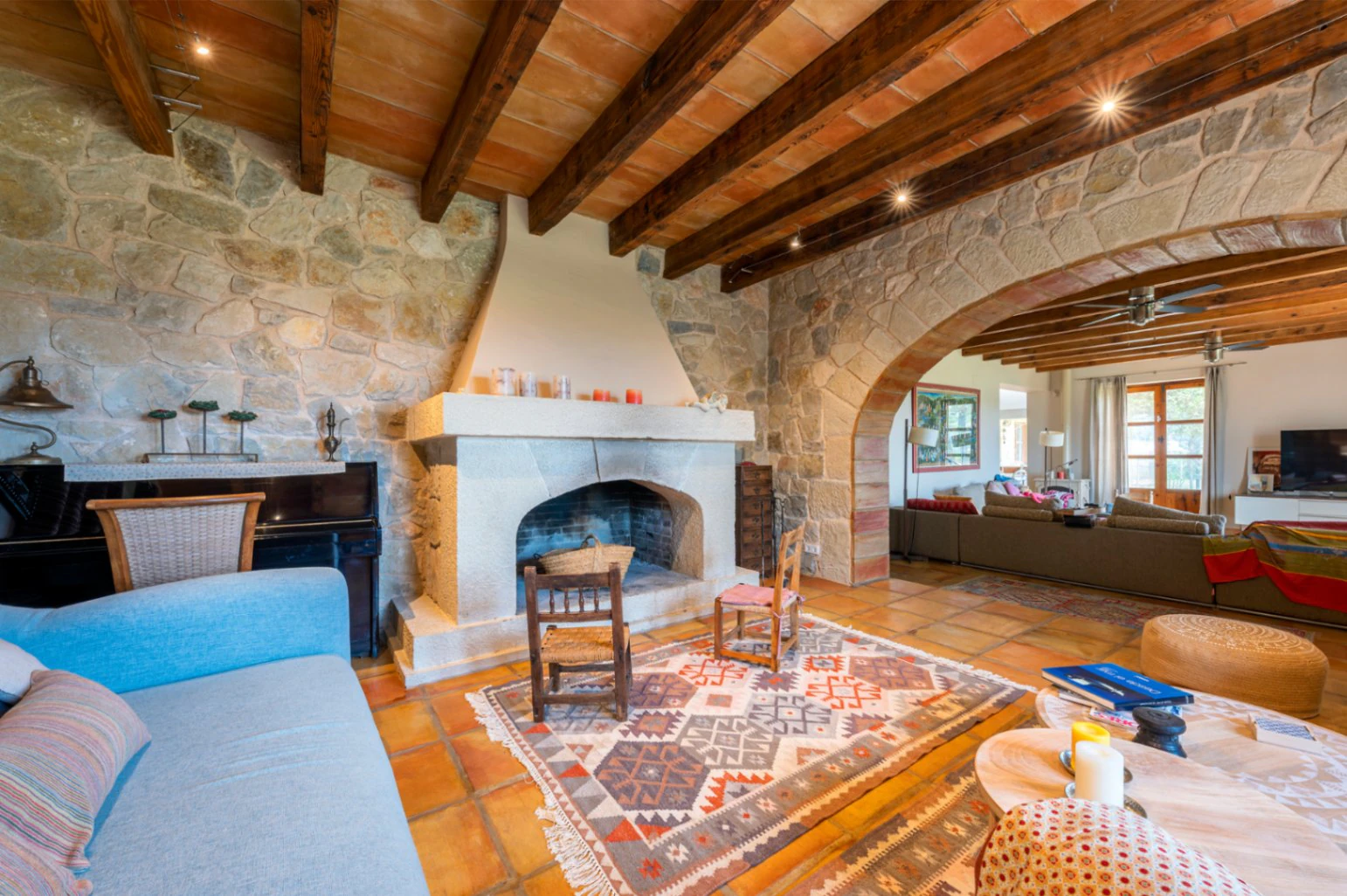 Finca de estilo rústico con imponentes vistas al mar a la venta en Moraira