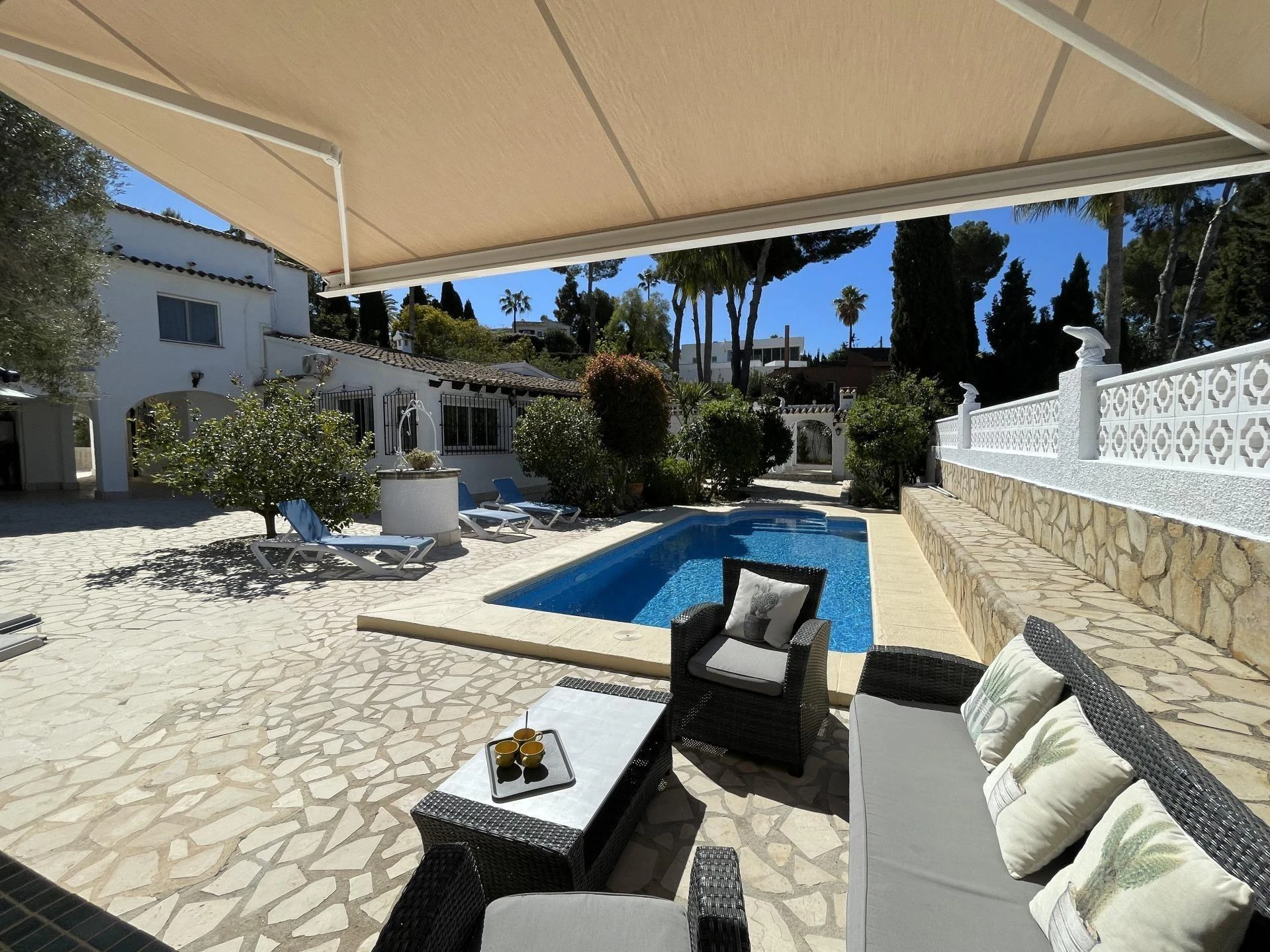 Venta. Chalet/Villa en Moraira