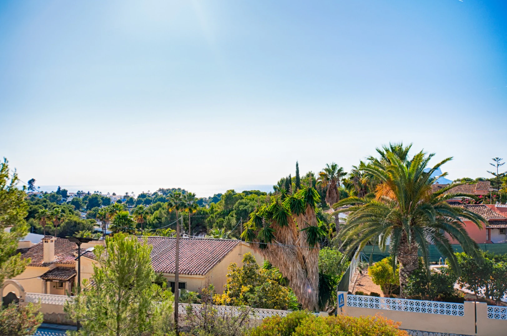 Gran villa elegante con vistas al mar en venta en Moraira