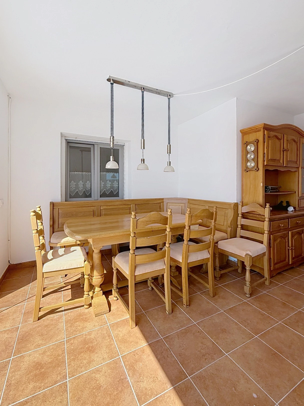 Villa de 3 dormitorios y 3 baños con vista al mar, con vistas al parque natural en Cumbre del Sol.