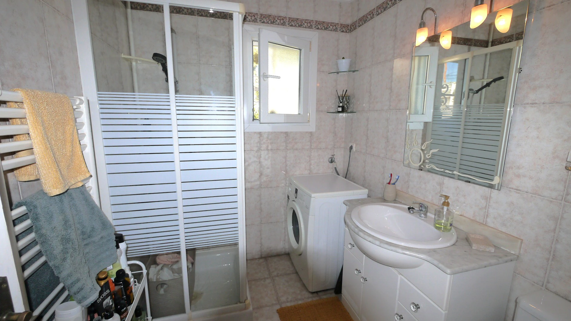 Chalet en venta con 4 habitaciones, Vista al Mar