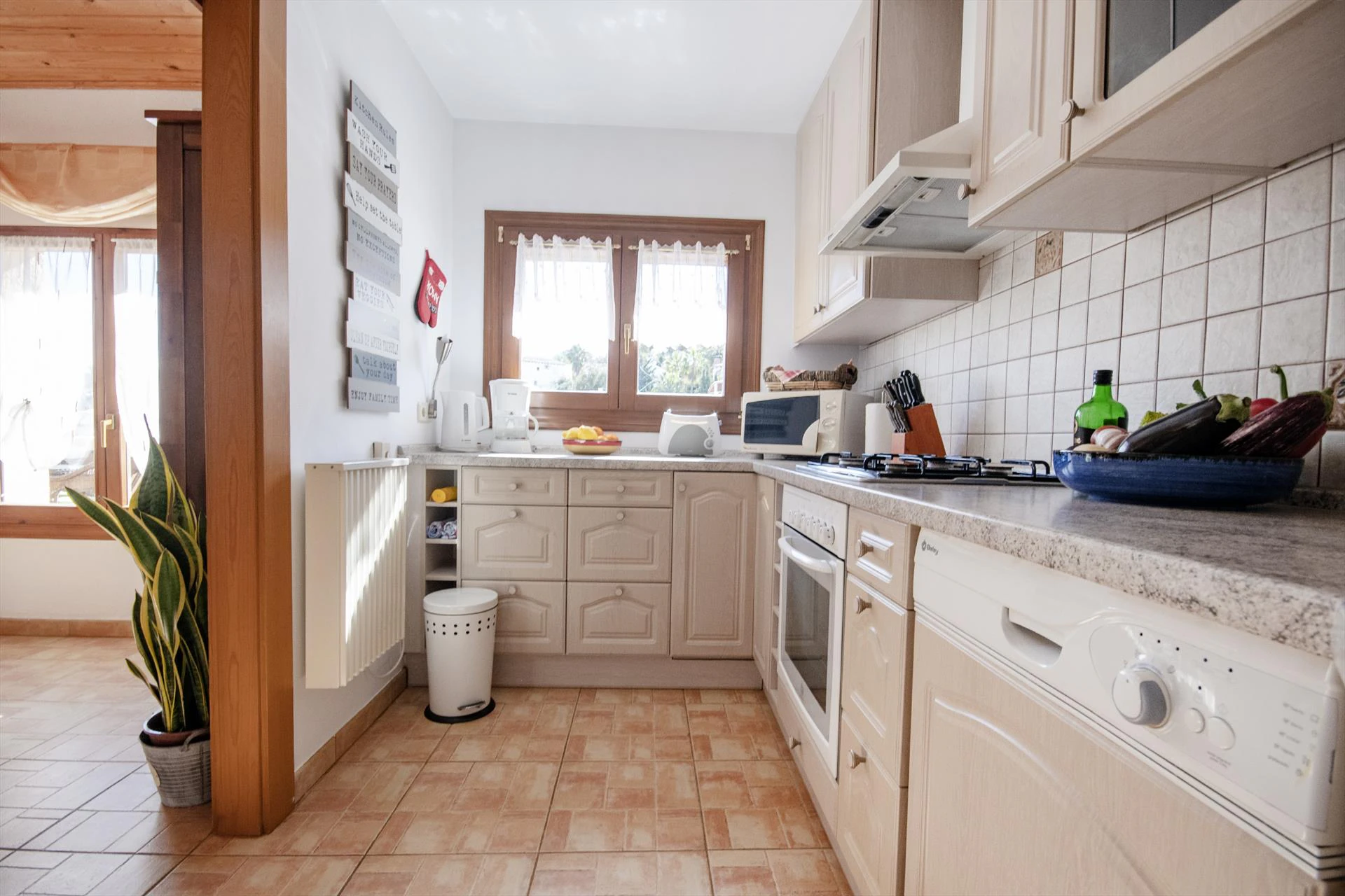 Villa Chalet Independiente en venta con 3 habitaciones en Benissa