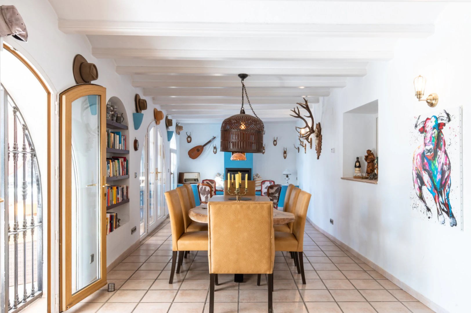 Encantadora Finca de 4 Dormitorios en Venta en Teulada