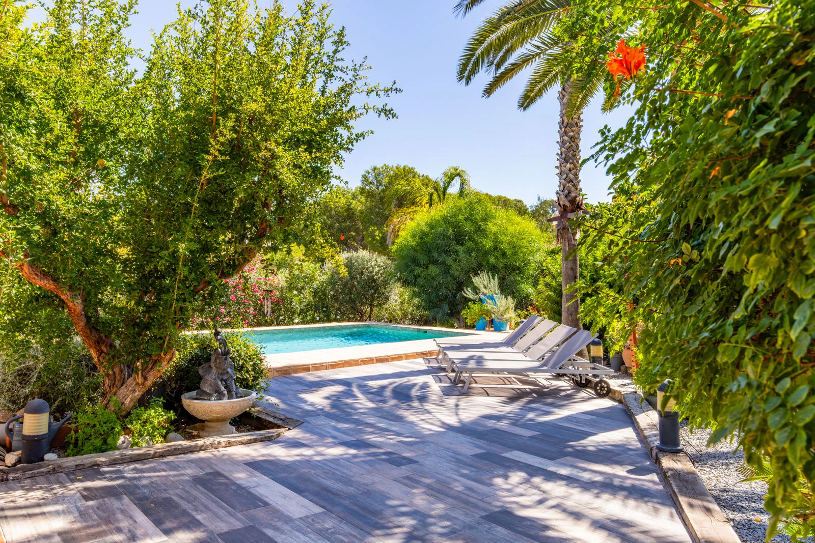 Villa de estilo Mediterráneo a solo 300 metros del mar en Baladrar, Benissa.