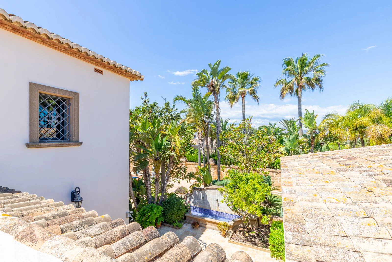 Espectacular finca de lujo con vistas panorámicas al mar en venta en Benimarco, Benissa - Costa Blanca