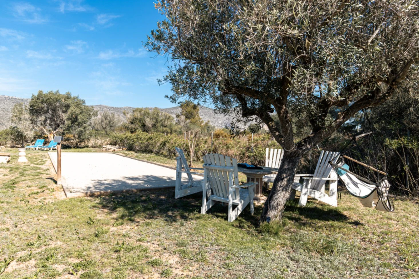 Encantadora Finca de 4 Dormitorios en Venta en Teulada