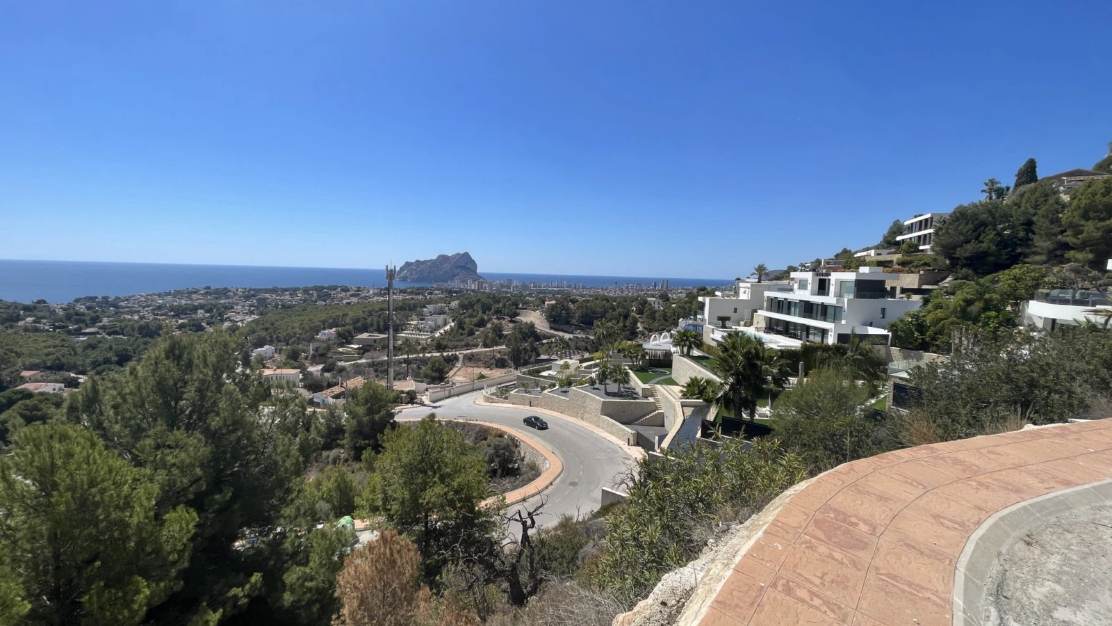 Parcela en venta en Benissa, La Fustera con piscina privada.