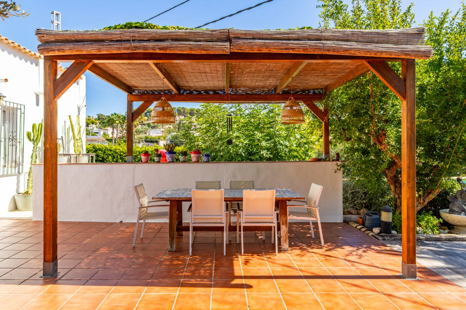 Villa de estilo Mediterráneo a solo 300 metros del mar en Baladrar, Benissa.