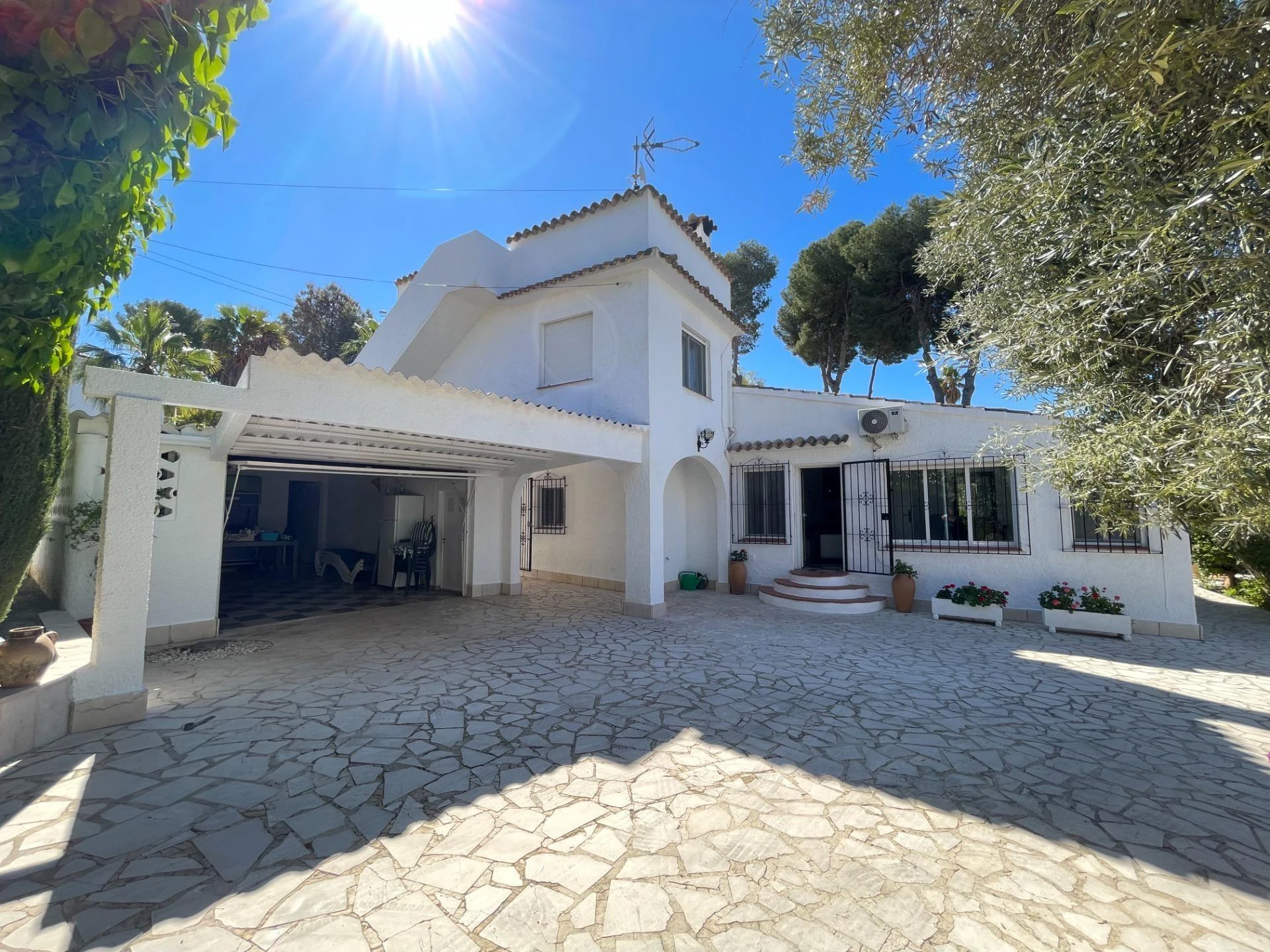 Venta. Chalet/Villa en Moraira