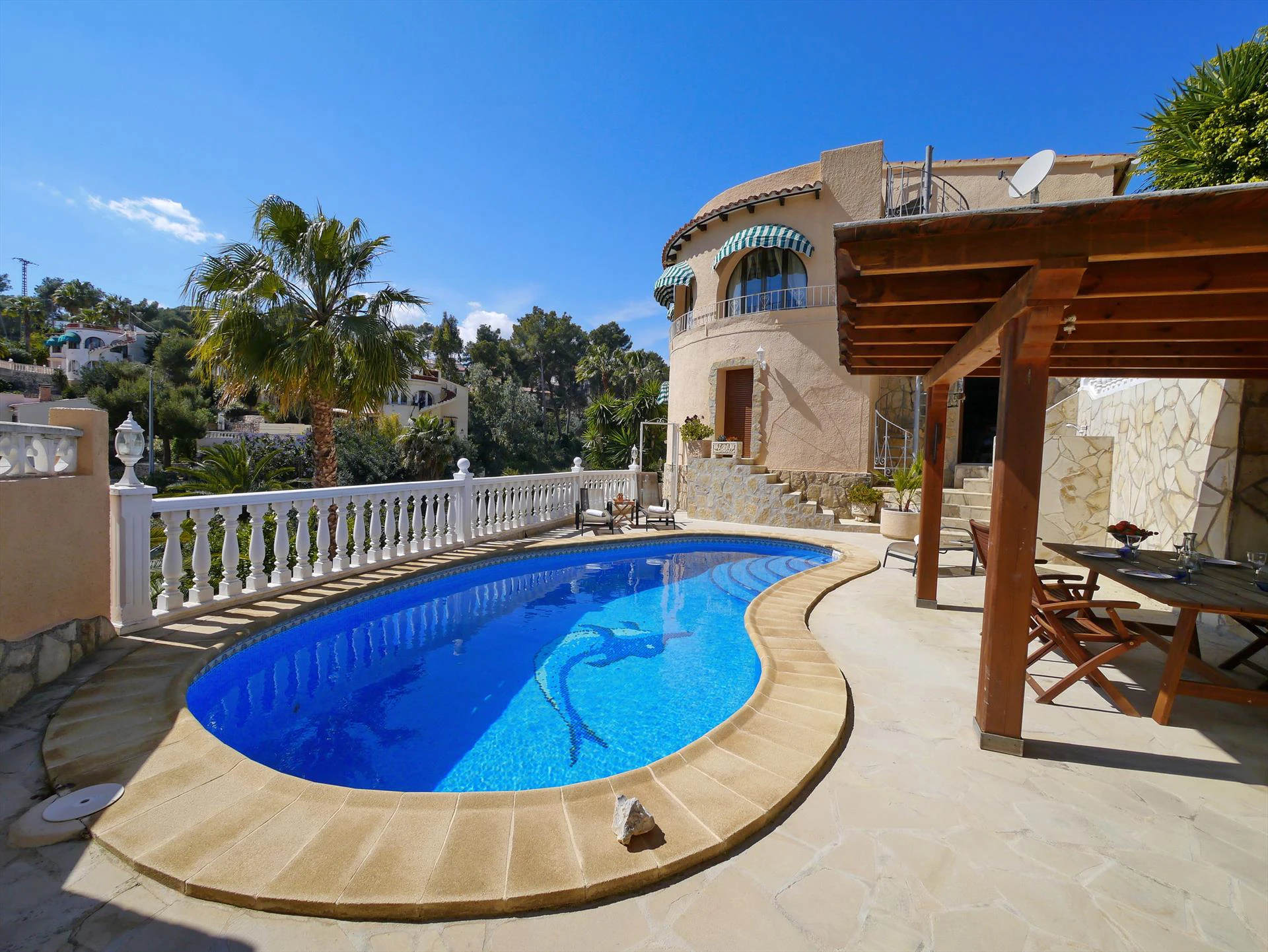 Villa Chalet Independiente en venta con 3 habitaciones en Benissa