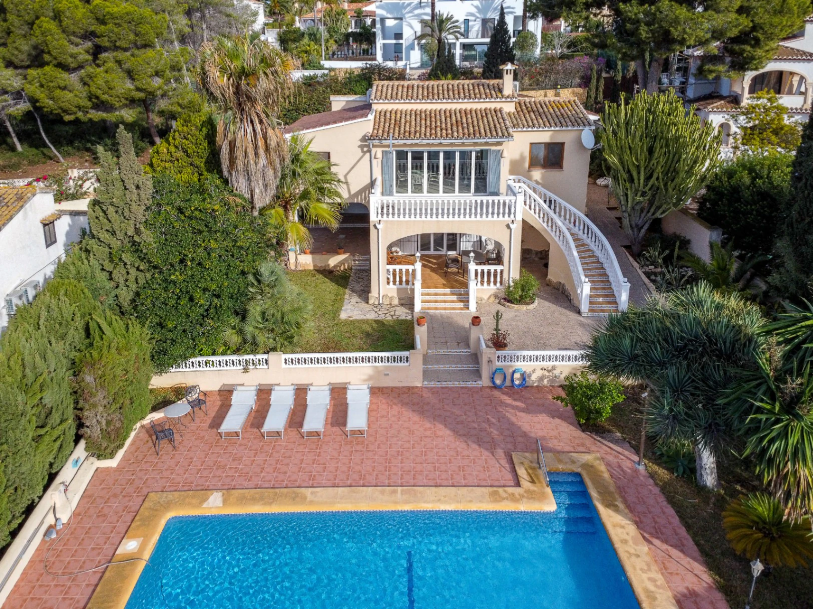 Villa con Vista al Mar en Venta en Moraira a Poca Distancia del Centro