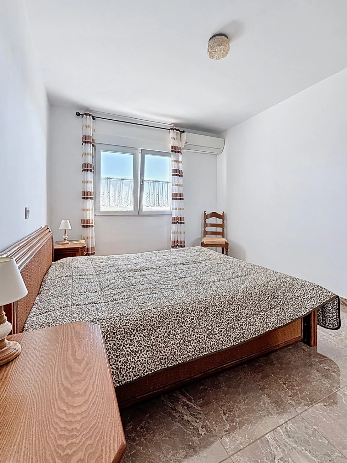 Villa de 3 dormitorios y 3 baños con vista al mar, con vistas al parque natural en Cumbre del Sol.