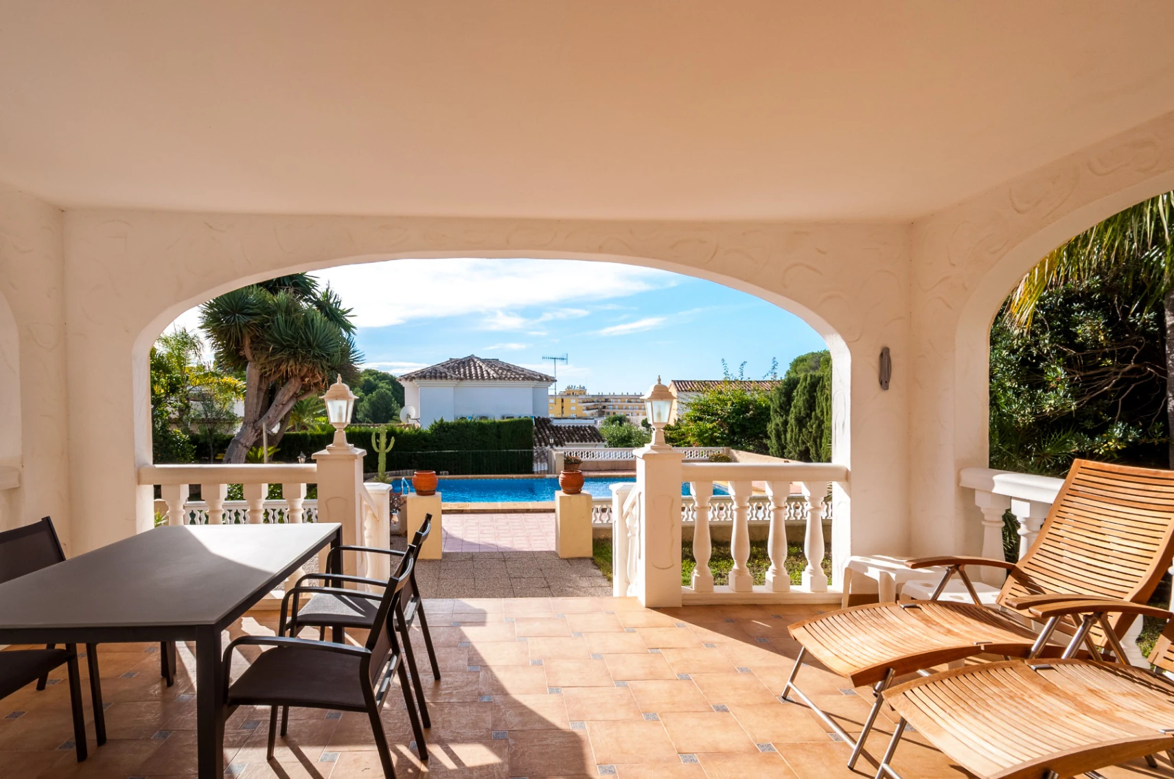 Villa con Vista al Mar en Venta en Moraira a Poca Distancia del Centro