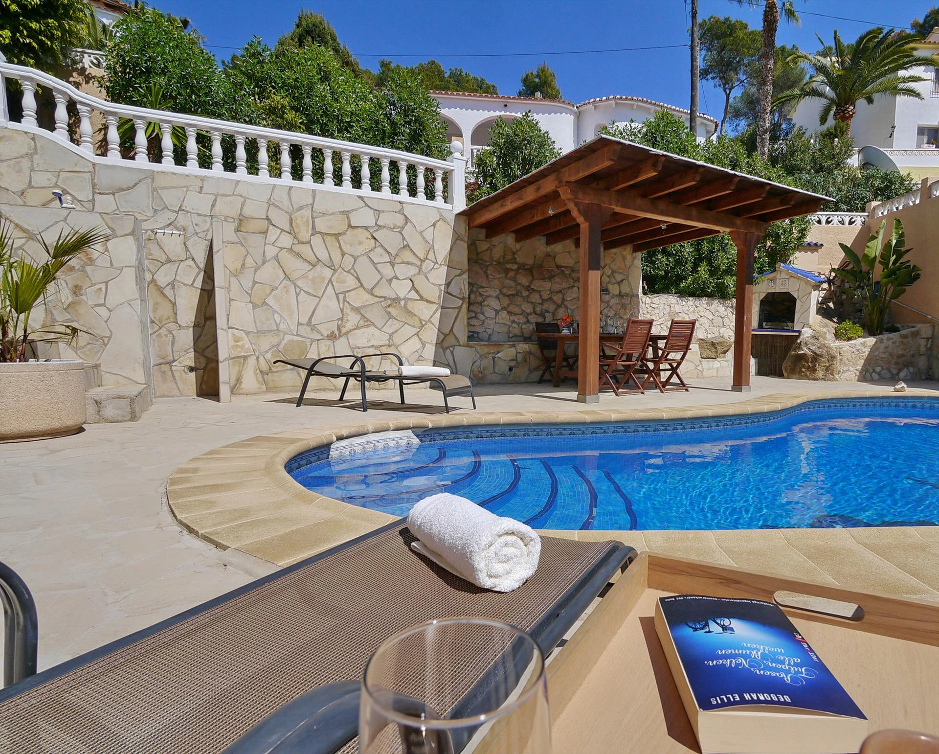 Villa Chalet Independiente en venta con 3 habitaciones en Benissa