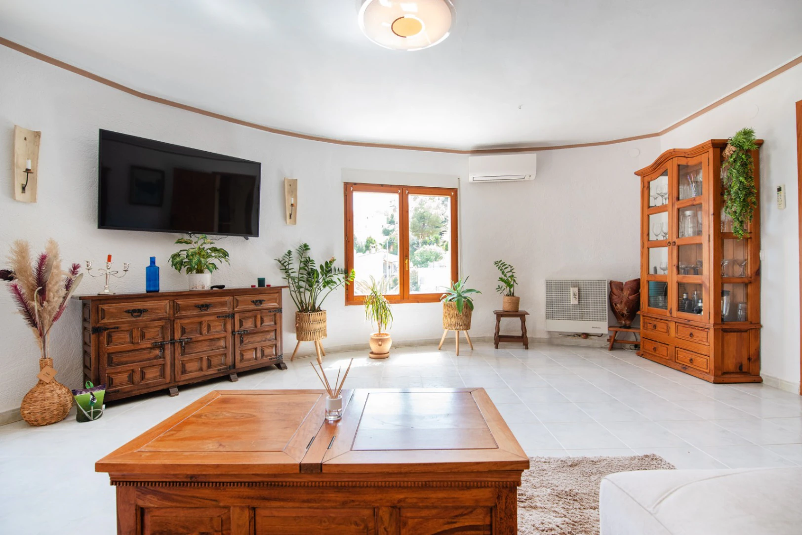 Villa Chalet Independiente en venta con 3 habitaciones en Benissa