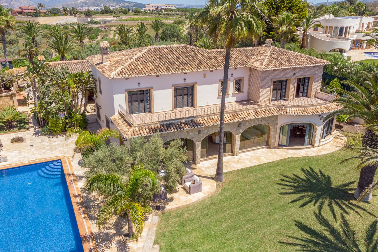 Espectacular finca de lujo con vistas panorámicas al mar en venta en Benimarco, Benissa - Costa Blanca