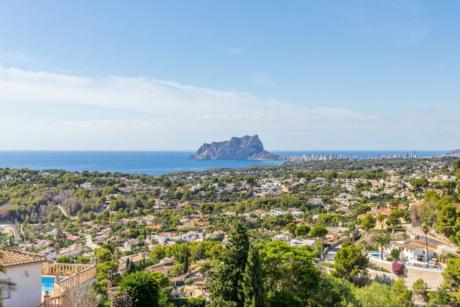Villa de 3 dormitorios y espectaculares vistas al mar a la venta en Benimeit - Moraira, Costa Blanca