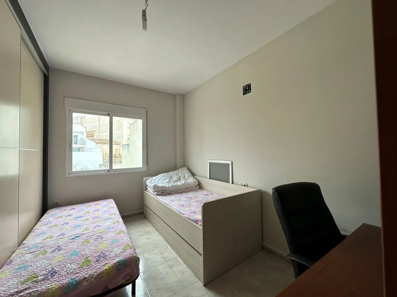 Apartamento con gran terraza en la azotea, garaje y trastero